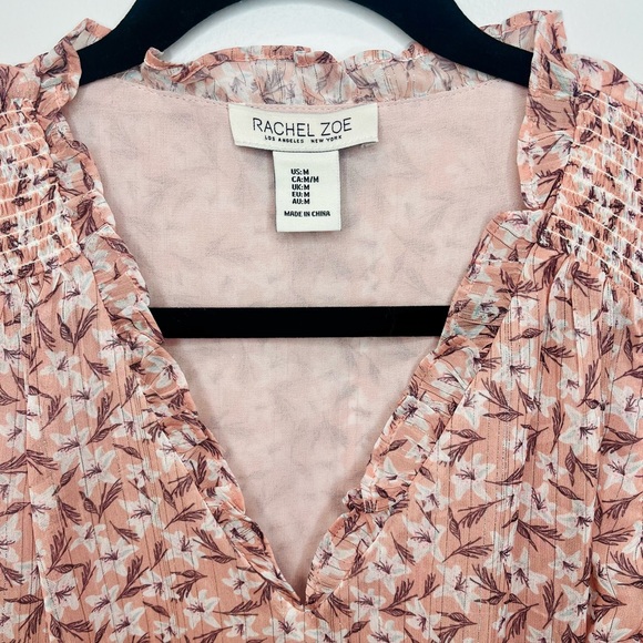Rachel Zoe • Women’s Blush Shimmery Floral Sleeveless V Neck Blouse Top M NWOT - Picture 6 of 12
